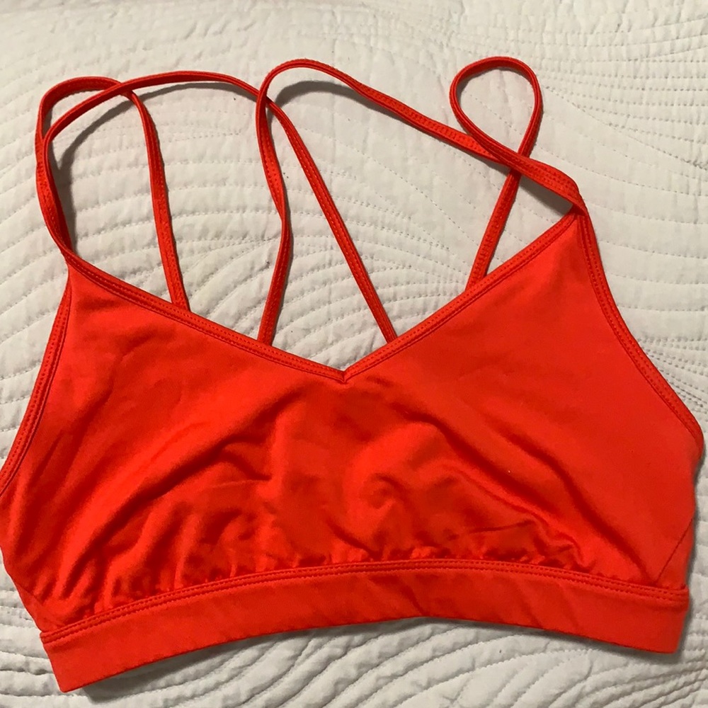 Red medium old navy sports bra